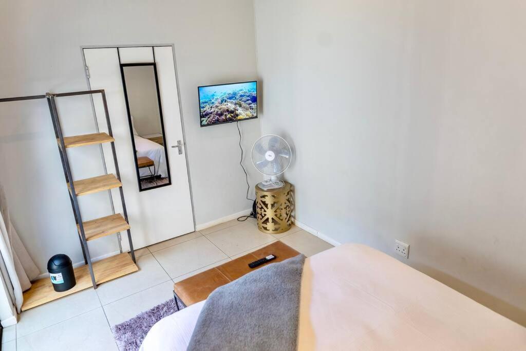 Holiday home Modern Large 5 Bedroom In Pecanwood Golf Estate